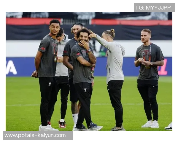 帕特罗纳图与飓风队激战正酣，谁将赢得这场精彩对决的胜利